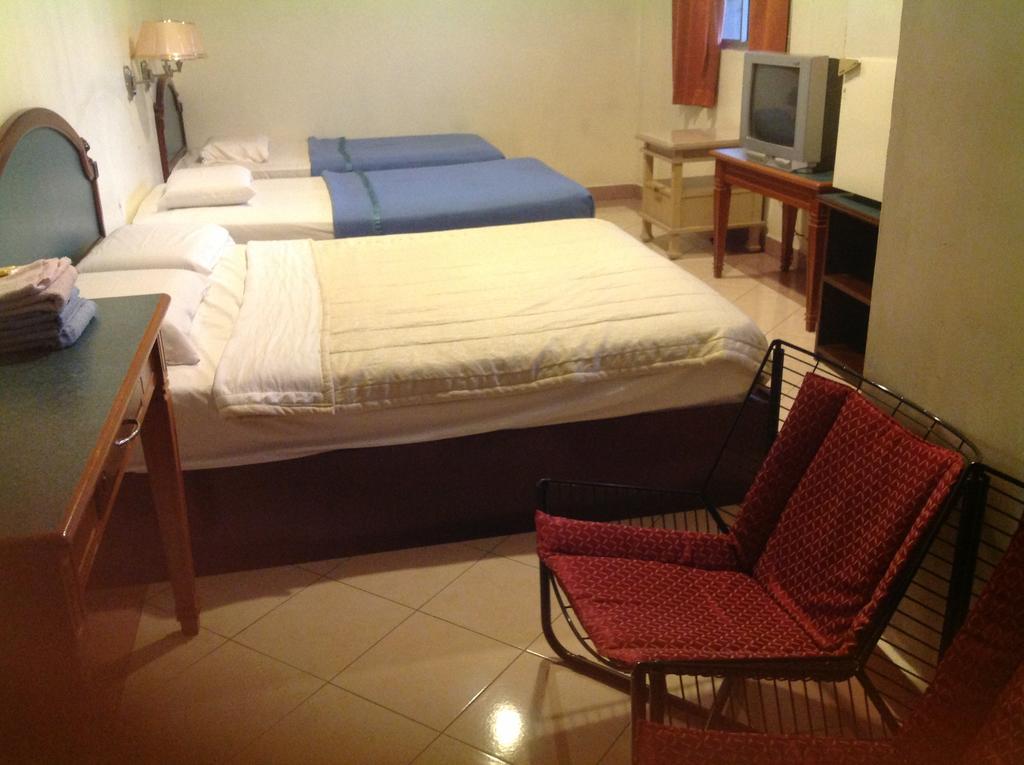 Hotel Morning Glory Kudat Kültér fotó