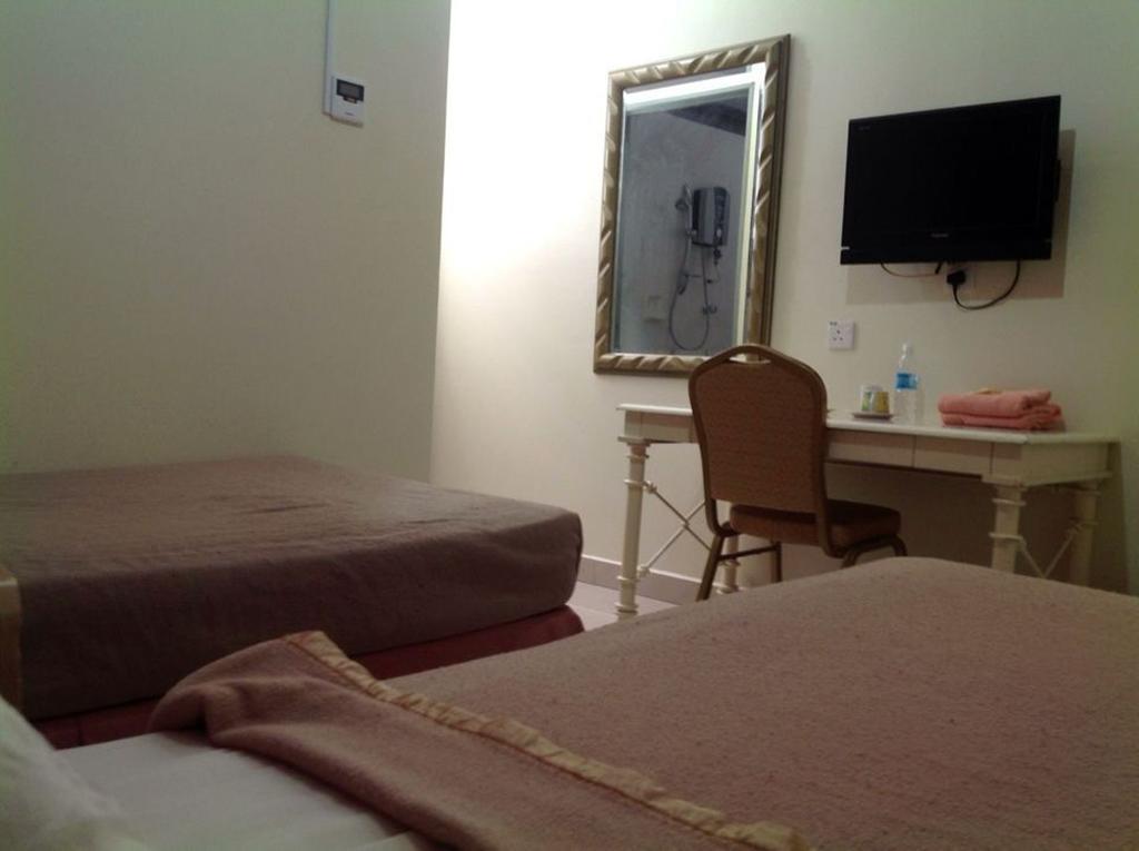 Hotel Morning Glory Kudat Szoba fotó